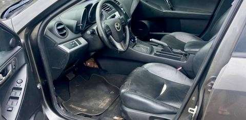 Mazda3 (blue) - 2012 - Image 2